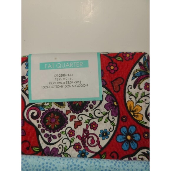 Day of The Dead (Día de Muertos) Sugar Skulls Cotton Fabric and others 18”x21” - Picture 3 of 3